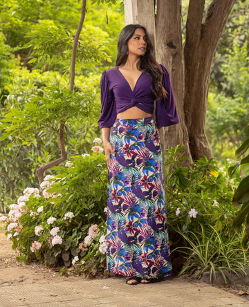 Top Lua Morado